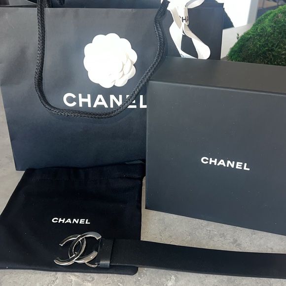 Authentic CHANEL Belt - Picture 2 of 8